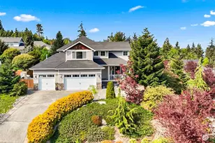 33 Zermatt Ct, Camano Island, WA 98282 - Photo 2