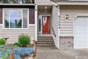 8308 49th Loop SE, Olympia, WA 98513 - Photo 2