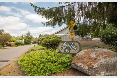 125 117th Street E, Tacoma, WA 98445 - Photo 36