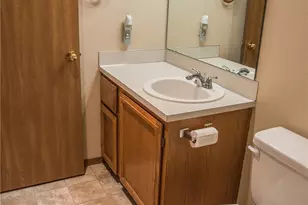 125 117th St E, Tacoma, WA 98445 - Photo 16