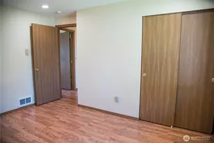 125 117th St E, Tacoma, WA 98445 - Photo 26