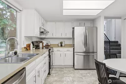 15524 SE 179th Street, Renton, WA 98058 - Photo 8