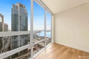 121 Stewart St, Seattle, WA 98101 - Photo 2