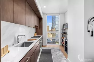 121 Stewart St, Seattle, WA 98101 - Photo 8