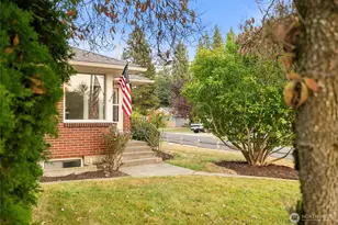 8101 274th St NW, Stanwood, WA 98292 - Photo 2