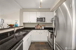 232 Belmont Ave E, Seattle, WA 98102 - Photo 6