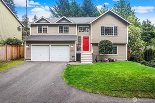 4035 NE 110th St, Seattle, WA 98125 - Photo 1