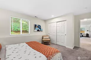4035 NE 110th St, Seattle, WA 98125 - Photo 32
