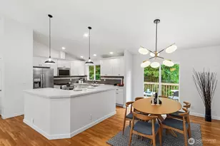 4035 NE 110th St, Seattle, WA 98125 - Photo 10