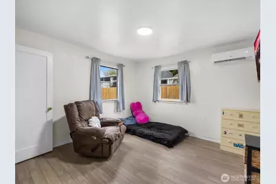 1922 S Wall Street, Mount Vernon, WA 98273 - Photo 12
