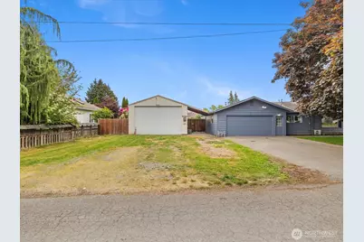 1922 S Wall Street, Mount Vernon, WA 98273 - Photo 1
