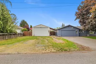1922 S Wall St, Mount Vernon, WA 98273 - Photo 1