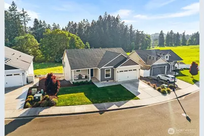 826 W Golden Eagle Avenue, La Center, WA 98629 - Photo 1