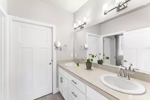 826 W Golden Eagle Ave, La Center, WA 98629 - Photo 18