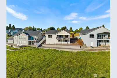 826 W Golden Eagle Avenue, La Center, WA 98629 - Photo 32