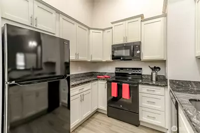 2100 S 336th Street #R1, Federal Way, WA 98003 - Photo 6