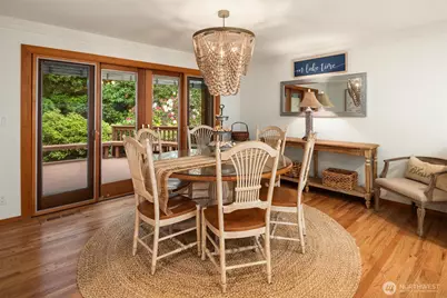 18520 NE 19th Place, Bellevue, WA 98008 - Photo 8