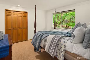 18520 NE 19th Pl, Bellevue, WA 98008 - Photo 34
