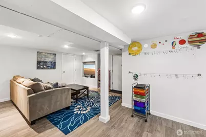 9417 44th Place NE, Seattle, WA 98115 - Photo 8