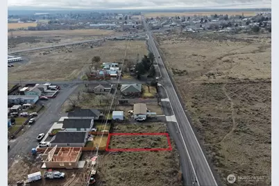 8 Division St S, Soap Lake, WA 98851 - Photo 4
