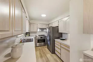 622 SW Othello St, Seattle, WA 98106 - Photo 10