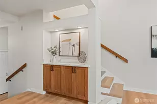 1400 Bellevue Way SE, Bellevue, WA 98004 - Photo 10