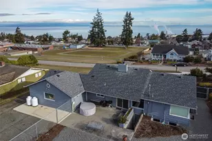 1720 W 8th St, Port Angeles, WA 98363 - Photo 2