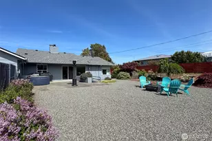 1720 W 8th St, Port Angeles, WA 98363 - Photo 30