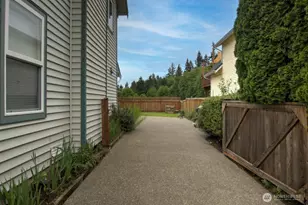 4136 Ingleside Loop SE, Lacey, WA 98503 - Photo 2