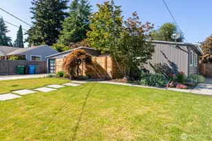 1252 N 172nd St, Shoreline, WA 98133 - Photo 1