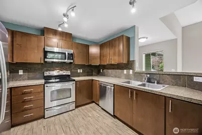 21048 40th Place S #J2, SeaTac, WA 98198 - Photo 4