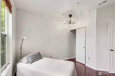 2160 Newport Way NW #6-1, Issaquah, WA 98027 - Photo 16
