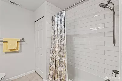 2160 Newport Way NW #6-1, Issaquah, WA 98027 - Photo 18