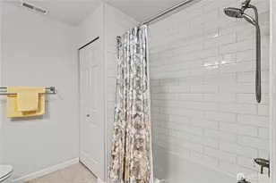 2160 Newport Way NW, Issaquah, WA 98027 - Photo 18