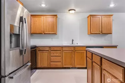 18211 58th Street Ct E, Lake Tapps, WA 98391 - Photo 2