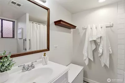 2417 Cedar Street E, Port Orchard, WA 98366 - Photo 24