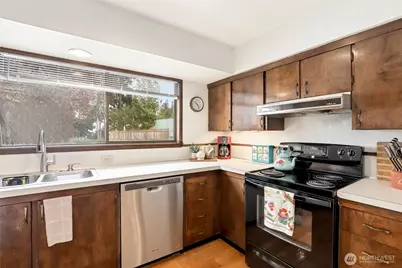 2417 Cedar Street E, Port Orchard, WA 98366 - Photo 20