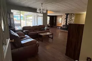 23 W Hale Ave, Omak, WA 98841 - Photo 6