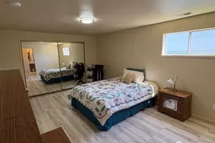 23 W Hale Ave, Omak, WA 98841 - Photo 16