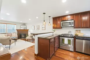 725 N 95th St, Seattle, WA 98103 - Photo 4