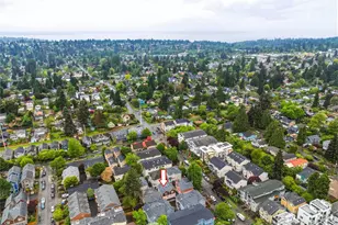 725 N 95th St, Seattle, WA 98103 - Photo 26