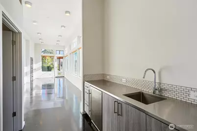 8501 14th Avenue NW, Seattle, WA 98117 - Photo 14