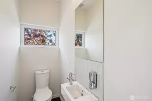 8501 14th Ave NW, Seattle, WA 98117 - Photo 10