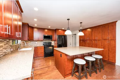 18816 51st Street E, Lake Tapps, WA 98391 - Photo 6