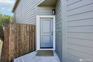 330 S Keller Ct, Ridgefield, WA 98642 - Photo 4