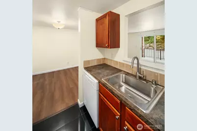 4501 Grandview Drive W #T-105, University Place, WA 98466 - Photo 8