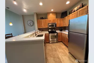 16275 NE 85th Street #414, Redmond, WA 98052 - Photo 16