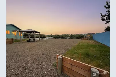 706 343rd Place, Ocean Park, WA 98640 - Photo 8