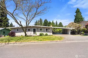 440 S 304th St, Federal Way, WA 98003 - Photo 2