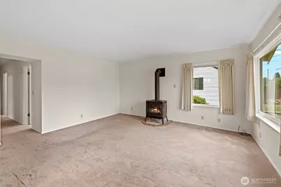 1309 State Rt 20, Burlington, WA 98233 - Photo 4